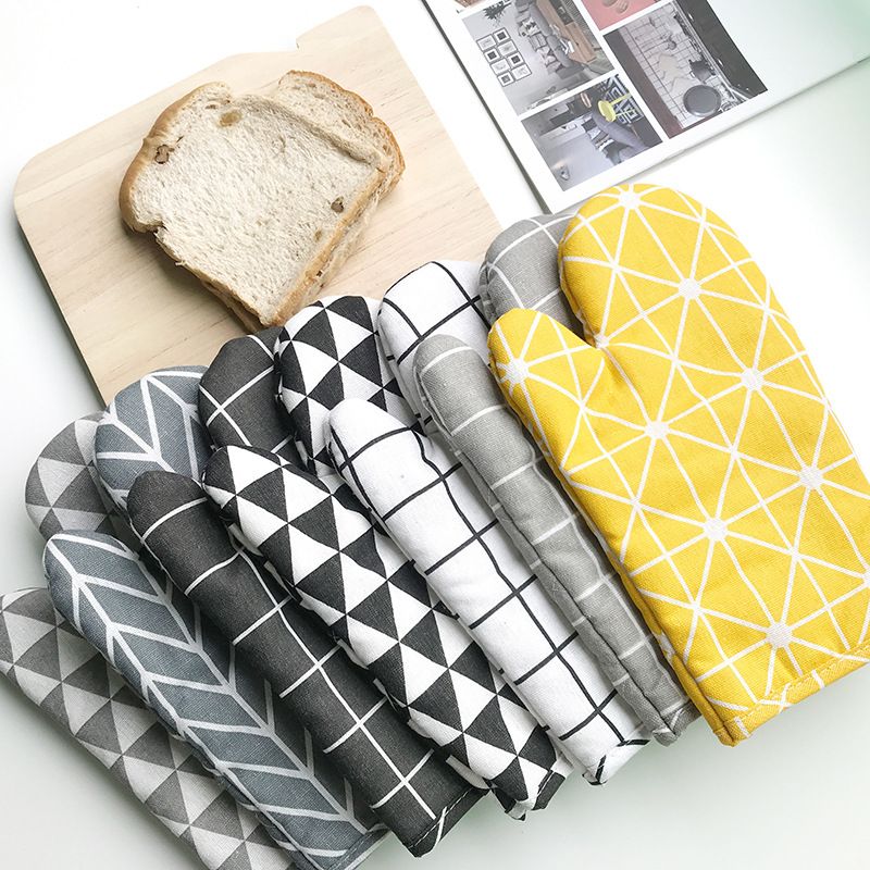 Nordic ins wind scalding gloves pot mat placemat cotton simple microwave oven cloth heat insulation oven baking gloves
