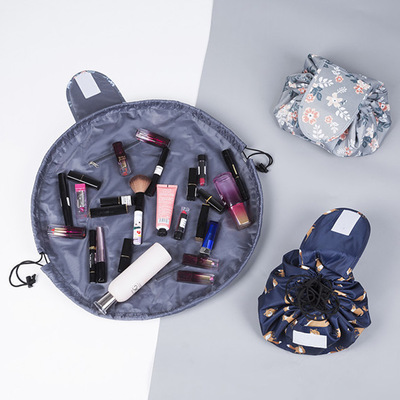 Cosmetic cosmetic bag