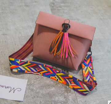 2021 new small bag slung shoulder bag retro small square bag wild color bandwidth shoulder strap handbag