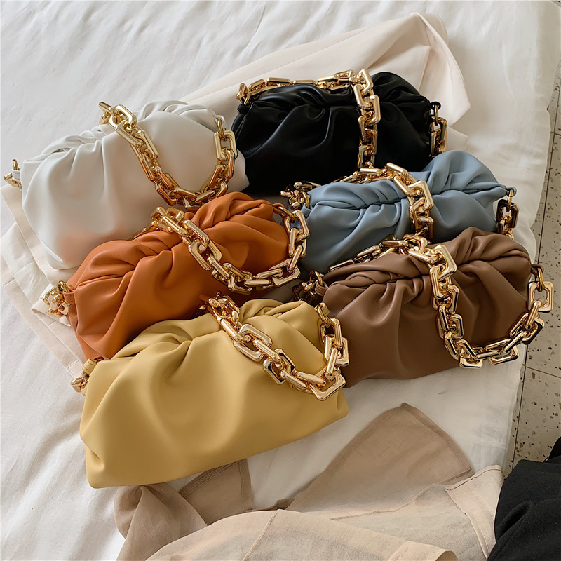 Portable cloud bag