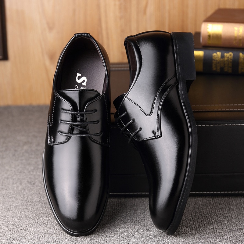 Men's leather shoes