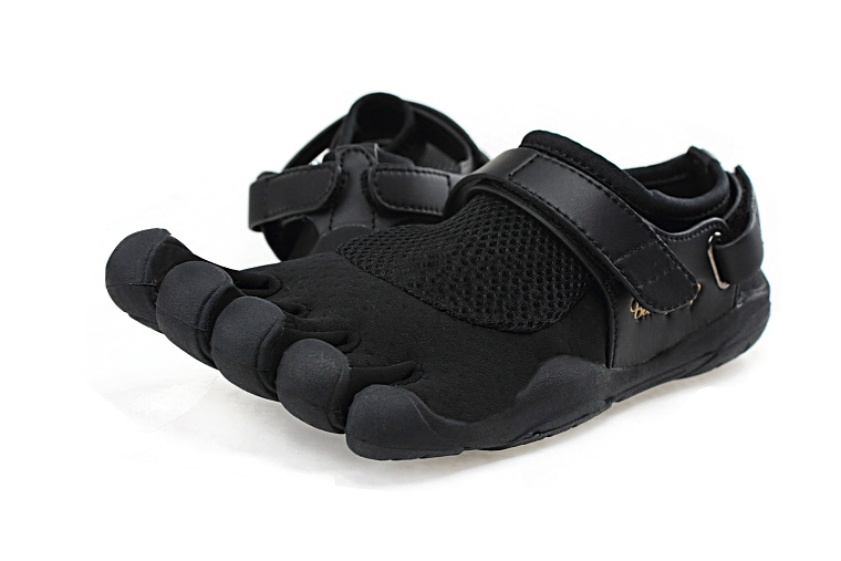 Comfortable And Concise Running Shoes With Five Toes Separated,