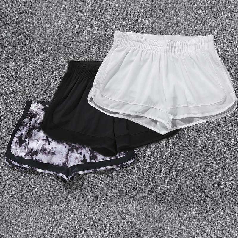 Sports mesh shorts loose breathable marathon hot pants