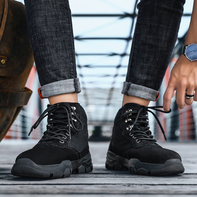 Sneakers hiking shoes