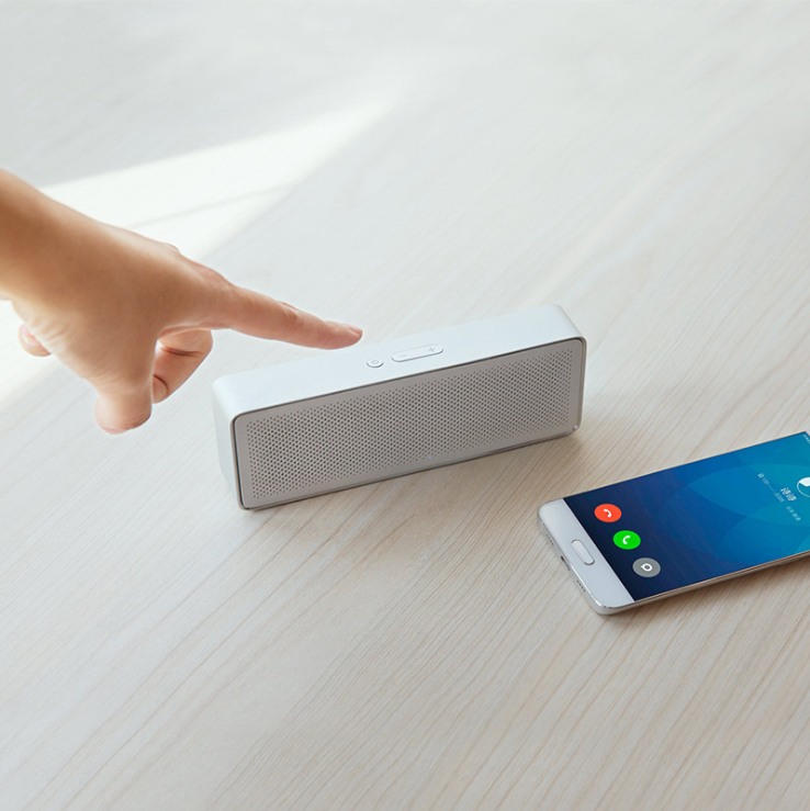 Square box bluetooth speaker