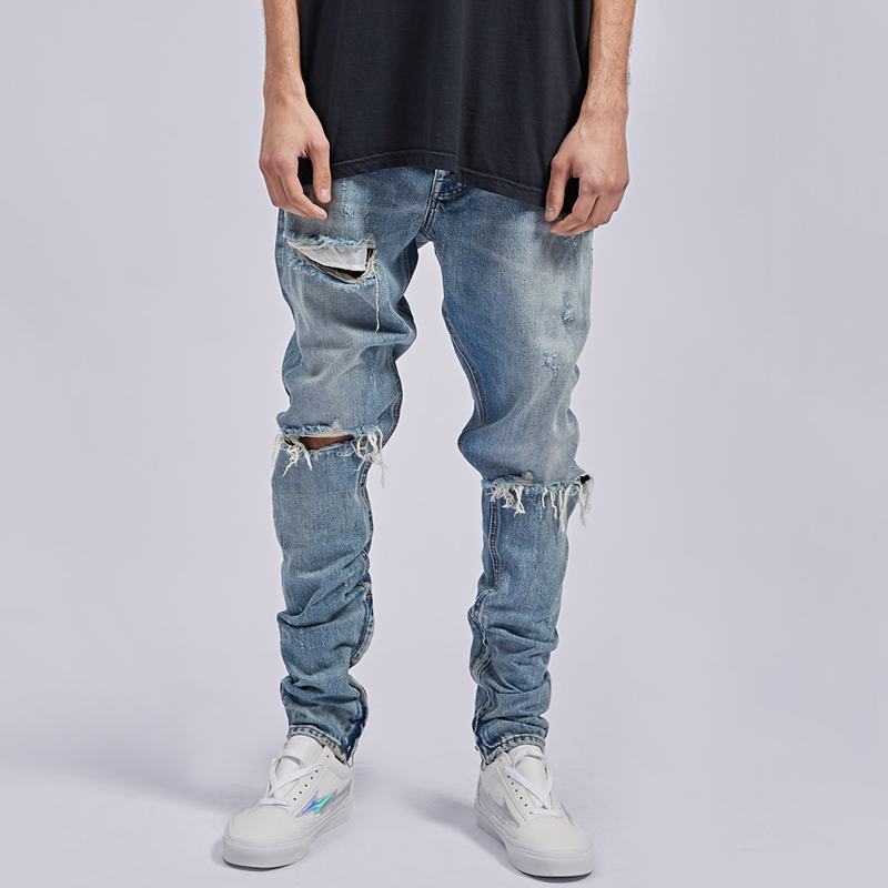Knee big hole jeans