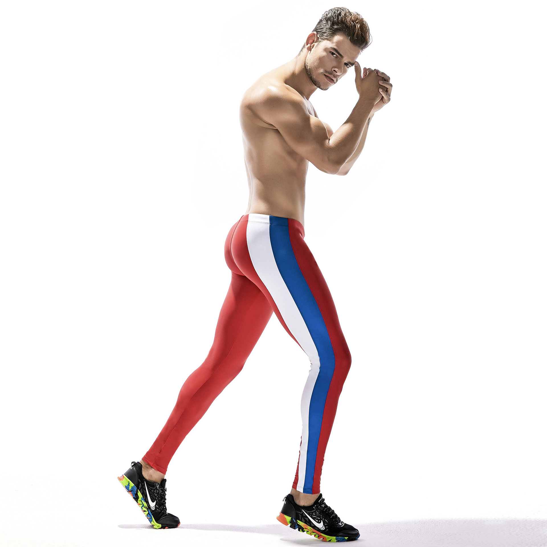 Elastic tight-fitting trousers