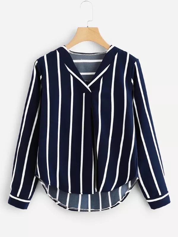 V-neck long-sleeved shirt