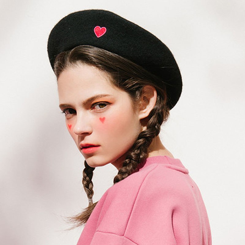 Love wool beret with embroidered painter hat