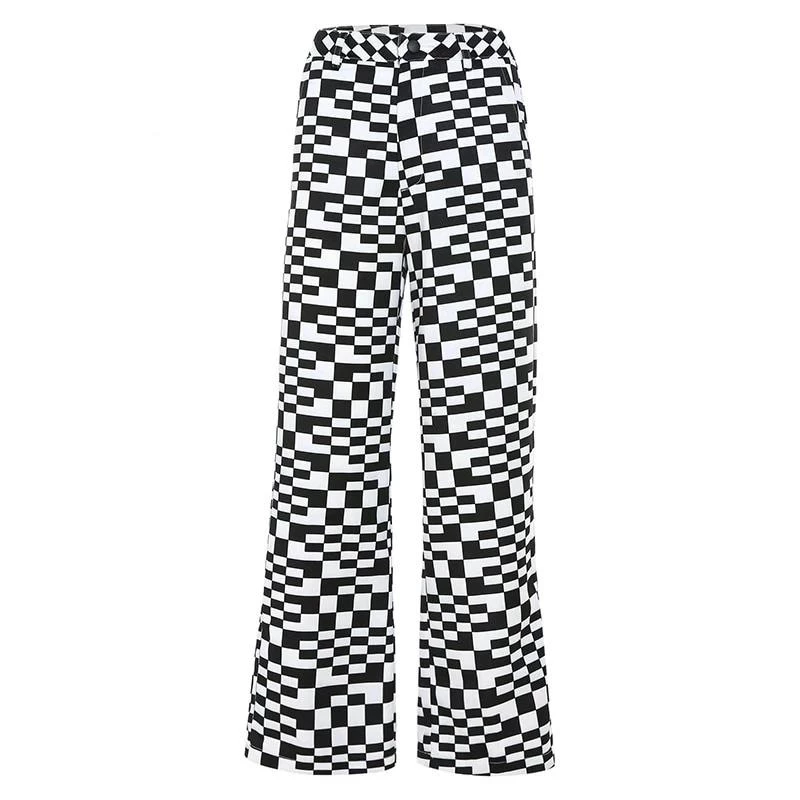 Irregular plaid slacks
