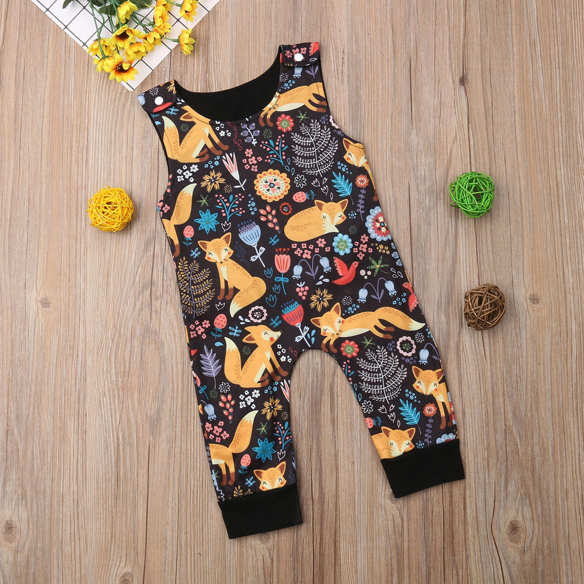 Printed baby jumpsuit for children