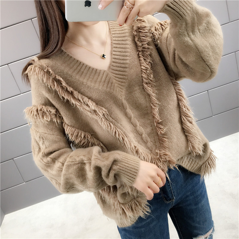 V-neck solid color pullover