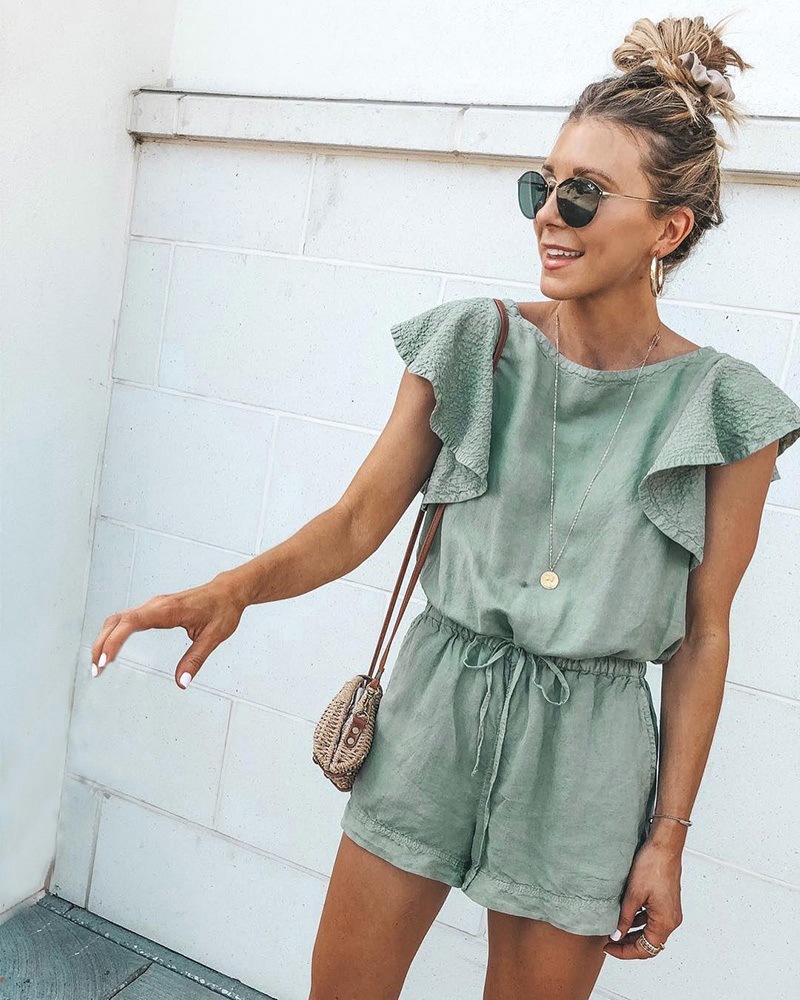 Round neck ruffle sleeve waist shorts