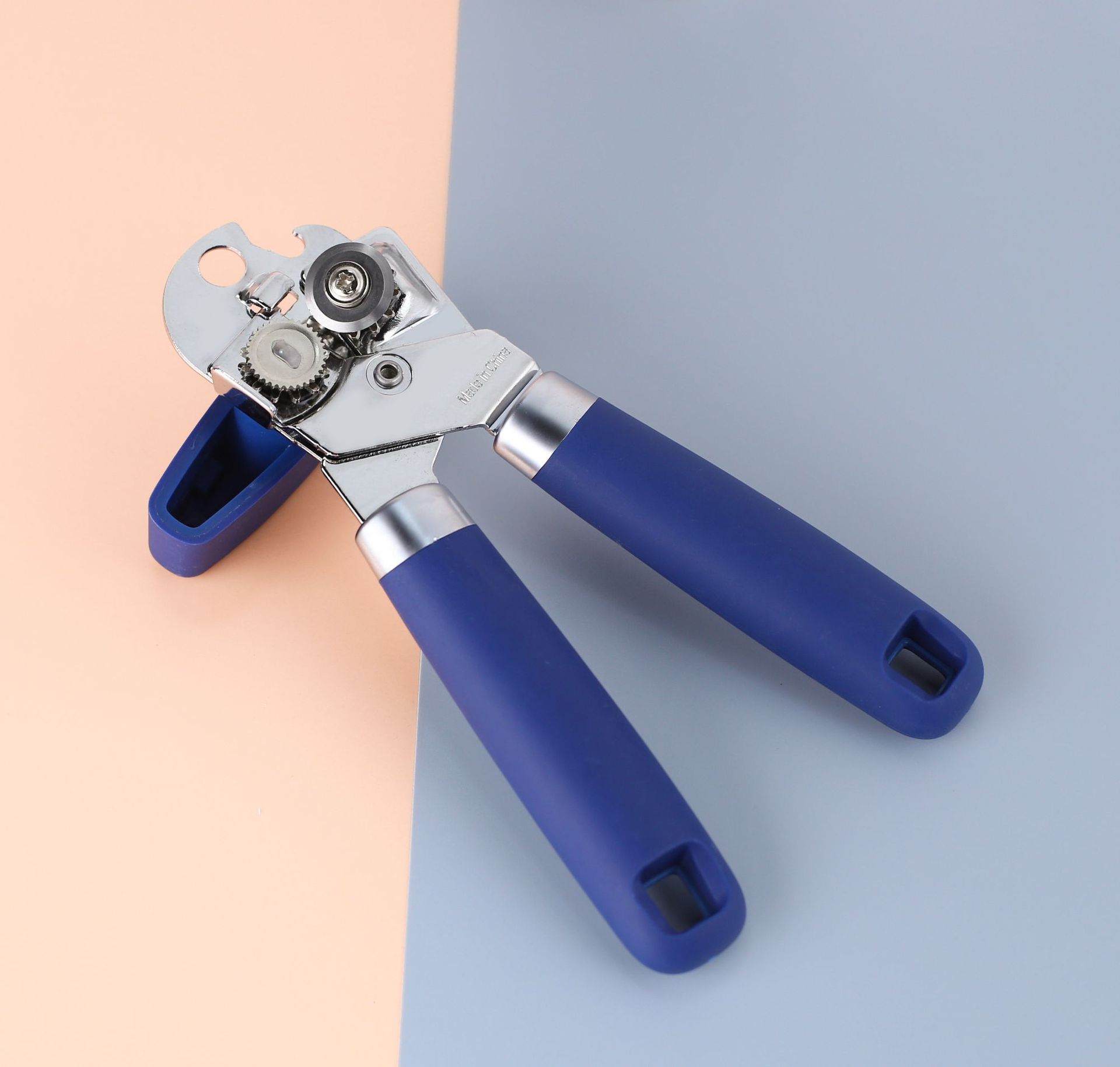 The Original Gorilla Grip Heavy Duty Stainless Steel Smooth Edge Manual Hand Held Can Opener With Soft Touch Handle, Rust Proof Oversized Handheld Easy Turn Knob Large Lid Openers