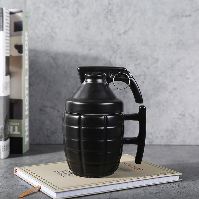 Ny stil granat keramisk mugg med lock Militär granat vapen form kaffemugg