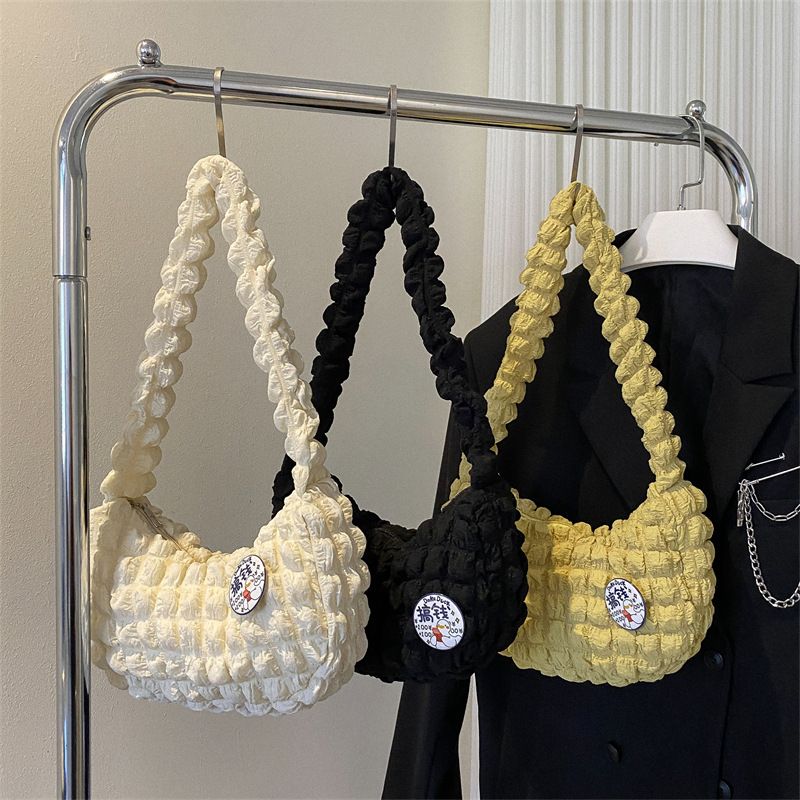 Popular cloud pleated bubble women's bag, fashionable and simple commuter bag solid color handbag underarm bag