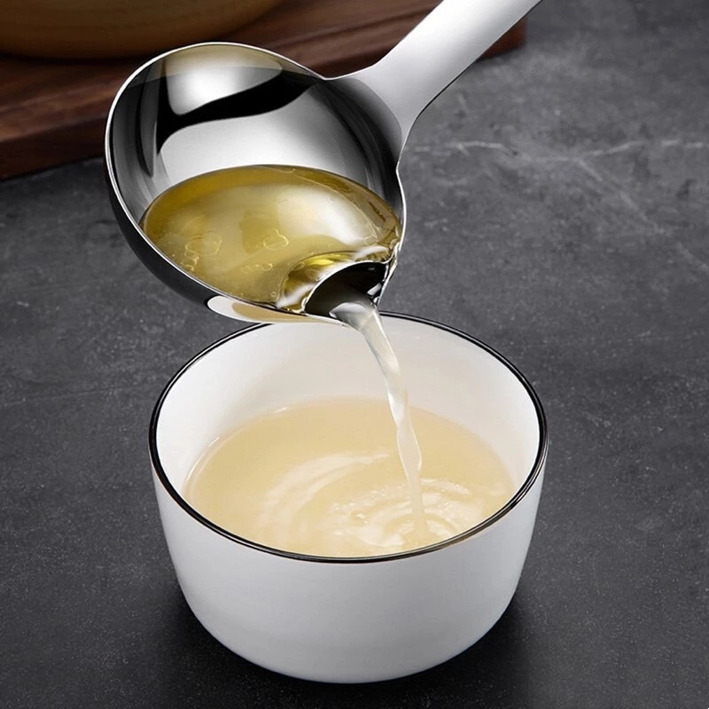 Long Handle Oil Soup Separate Spoon Home Strainer Cooking Colander Kitchen Scoop Stainless Steel Ladle Kitchen Accessories