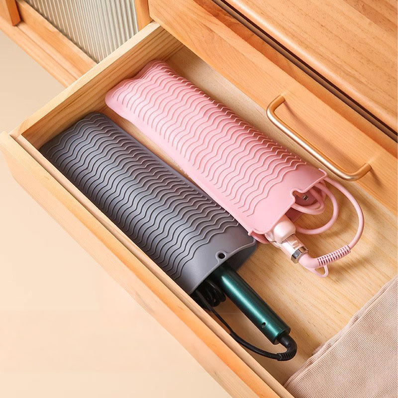 1PCS Silicone Heat Resistant Mat Pouch For Hair Straightener Curling Iron Flat Iron And Hot Hair Tools