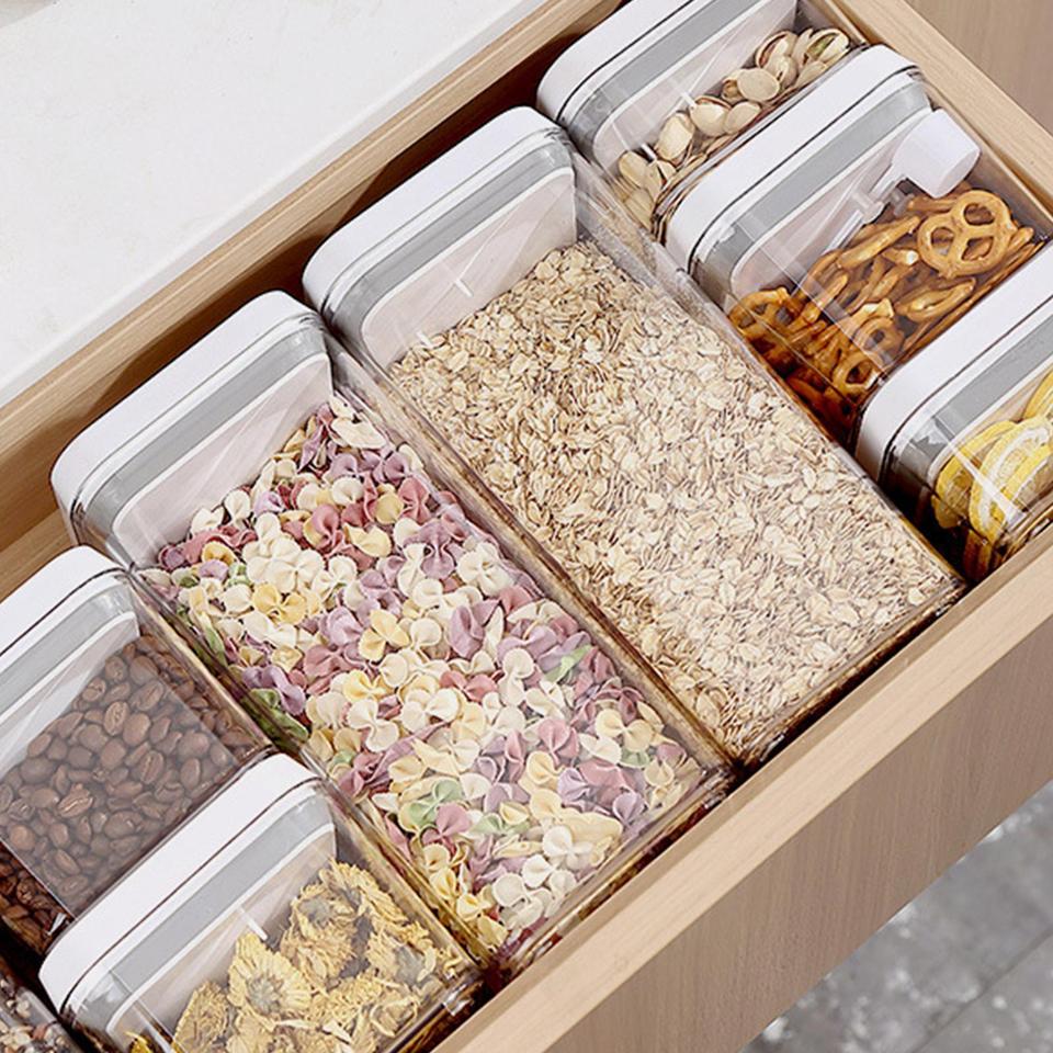 450/800/1500/2200ml Clear Vacuum Sealed Tank Glass Food Storage Jars Press Type Food Airtight Jar Container For Storing Snacks