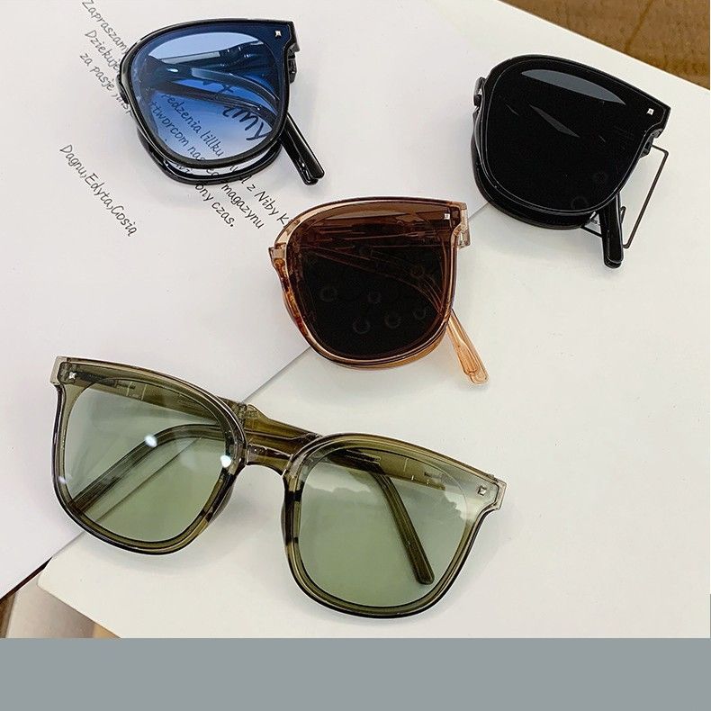 Foldable Polarized Sunglasses with Nose Pads — Large-Frame, UV-Protective Eyewear