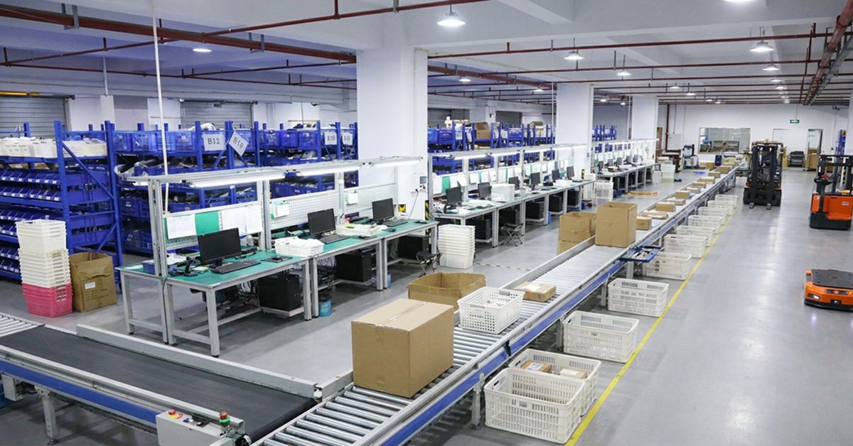 How Professional Warehousing Solves Order Backlogs During Sales Spikes